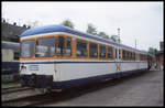 Noch in den alten SWEG Farben stand der VS 235 RHEB am 15.5.2004 im BW Dieringhausen.