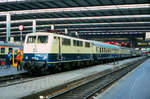 Im Jahr 1983 wurde die vorletzte Serie der Baureihe 111 fabrikneu an das Bw München 1 abgeliefert.