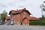 Blick auf das Empfangsgebäude in Naumburg Ost welches heute in privater Hand ist.