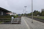 Bahnsteig 1 und 2 am 04.05.2024 in Neuhaus am Rennweg.