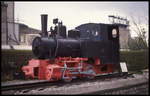 Am Kalkwerk im Hönnetal bei Menden stand am 5.4.1992 eine 750 mm Spur Feldbahn Lok.
