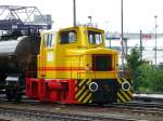 Diese O&K Lokomotive dient im Duisburger Hafen als Rangierlok.