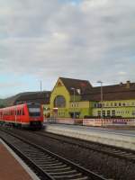 Bad Kreuznach, 15.09.2012, Abfahrt des pnktlichen RE3 von Mainz Hbf nach Saarbrcken Hbf.