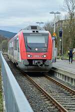 Vias VT 111.2 in Erbach Odenwald als RB80 nach FFM Hbf am Mittwoch den 29.3.2023 