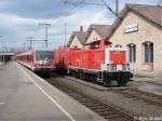 Whrend 628 / 928 321 nach Gersfeld ausfhrt, mu 714 010-6 mit dem Tunnelhilfszug Fulda hoffentlich nie zu einem Einsatz.
Sie steht zwischen Bahnhof und Werk Fulda.
Mrz 2004