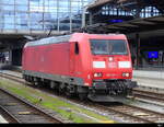 DB - Lok 185 121-1 im SBB Bahnhof in Basel am 03.04.2024