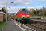 DB 114 038 fährt mit dem RE50 Fulda - Frankfurt(M)Hbf in Bad Soden-Salmünster ein.