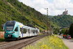 Ein Vias Flirt 409 in den Farben des RMV  wildert  auf der Rheingau - Linie am 13.05.2024.