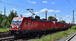 DB Cargo AG, Mainz mit der Doppeltraktion  187 158  [NVR-Nummer: 91 80 6187 158-1 D-DB] +   187 156  [NVR-Nummer: 91 80 6187 156-5 D-DB]und dem Erzzug aus Hamburg nach Ziltendorf EKO am 06.05.24