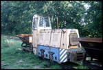 Eine Feldbahnlok der Marke Unio stand am 9.9.1995 am Schmalspur BW in Putbus.