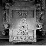 29.Juli 2003, im Bw Wernigerode-Westerntor der Harzer Schmalspurbahn, Achslager eines historischen Wagens.
