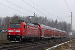 146 209-2 mit ihrem RE aus Ulm bei starkem Schneefall nach Friedrichshafen bei Meckenbeuren am 2.4.22