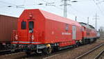 Hilfszugwagen der DB Netz-Notfalltechnik (D-DB 99 80 9370 054-5) am Haken von DB Cargo AG (D)  232 255-0   am 15.01.22 Durchfahrt BF.