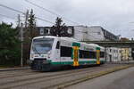 650 566 kommt von Zwickau Zentrum und fährt in Richtung Zwickau Stadtbad.