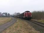 V100 “Emsland” der Emslndische Eisenbahn GmbH (ehemalige 211 308-2) mit bergabegterzug 56456 Ocholt-Sedelsberg-Ocholt bei Sedelsberg am 19-3-2010.