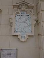 Am 1902 eröffneten Bahnhof Valençay der Chemin de fer du Blanc-Argent befindet sich eine marmorne Karte mit dem Streckenverlauf der gesamten ursprünglich 191 Kilometer langen