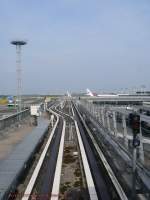 Orlyval verbindet den Flughafen Paris-Orly mit der Station Antony der RER (S-Bahn) Linie B.