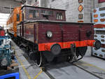 Eine mit Akku betriebene Lokomotive der North Staffordshire Railway ist im National Railway Museum York ausgestellt.
