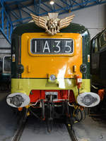 Die Dieselelektrische Lokomotive D9002  Kings Own Yorkshire Light Infantry  war Anfang Mai 2019 im National Railway Museum York zu sehen.
