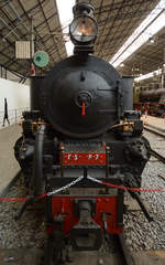 Die Dampflokomotive P.7 im Museum für Wissenschaft und Technik in Mailand (April 2015)