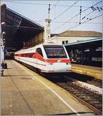 Ein FS ETR 460 wartet in Lyon Perrache auf die Abfahrt nach Torino.