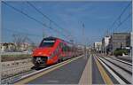 Der FS Trenitalia ETR 700 011 (ex Fyra) ist als Frecciarossa 8816 von Lecce nach Venezia S.L.