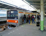 Züge der Serie 205, heute in Indonesien im Einsatz: Zug 205-44 am 22.November 2009 in Nishi Funabashi.