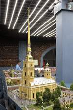 Hervorragend gelungen ist die Nachbildung der Peter-und-Paul-Kathedrale auf der Modellbahn  Grand Maket Rossia , St.