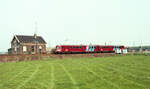 NS 74 als Zug 7254 (Enschede - Apeldoorn) beim Zwischenhalt in Klarenbeek.