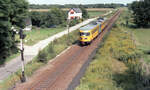 NS 162 als Zug 7254 von Enschede nach Zutphen beim Vorsignal vom Bahnhof Goor am 16.08.1981.