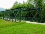 SKGLB-Traunbrücke wurde 1892/93 hergestellt,, dieser historische Fachwerksbau dient nun als Fußgänger-Radfahrerübergang, bzw.