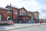 Das Bahnhofsgebäde in Lębork (Lauenburg in Pommern).