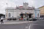 COIMBRA (Distrikt Coimbra), 24.09.2013, Blick auf das Bahnhofsgebäude des Bahnhofs Coimbra-A, des in der Stadt gelegenen, eigentlichen Hauptbahnhofs, der heute aber nur noch dem Regionalverkehr