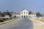 LAGOS (Distrikt Faro), 17.06.1988, Blick von der N125 auf das alte Bahnhofsgebäude; dieses Gebäude wird schon lange nicht mehr als Bahnhof genutzt und auch dieser Blick ist heute (März