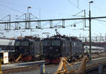 2 Lokomotiven der Baureihe  Rc3 abgestellt in Göteborg.