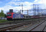 SBB - 484 014-6 mit Güterzug unterwegs in Pratteln am 02.04.2024 ..