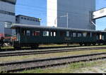 Verein Historische Seetalbahn - Personenwagen C 354 / 55 85 20-03 354-6 (ex BLS) vor der Remise in Hochdorf am 02.09.2023
