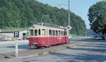 Triebwagen nr 1 der Waldenburgerbahn, unterwegs von Waldenburg nach Liestal, beim Halt an der Haltestelle Talhaus in Bubendorf am 04.08.1975, 17.50u.