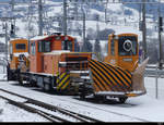 tpf 1000 mm - Schneeräumungszug mit dem X 1003 + Tmf 2/2  17 und X 1004 im Bahnhof von Palézieux am 13.02.2021