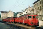 Sihltalbahn__Zwei Garnituren BDe 4/4 aus den Jahren 1968 bis 1971 am 14-09-1974 im früheren Bahnhof Zürich Selnau, der 1875 als oberirdischer Kopfbahnhof zusammen mit der Strecke