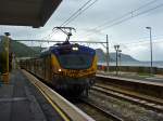 Ein 10M3 fährt am 26.07.2014 in den Bahnhof Simonstown ein.