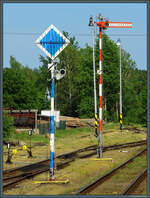 Im Bahnhof Martinice v Krkonoších sind noch Formsignale im Einsatz.