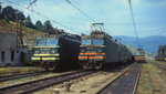 WL11-141B und WL11-013B vor einer weiteren WL11 sowie im Hintergrund WL80-146 auf der Karpatenstrecke Lviv - Tschop im Sommer 1994