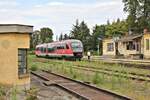 Einfahrt des Pannonia nach Pecs in Form des MAV 426027 am 12.7.2022 um 16.35 Uhr in den Bahnhof Gelse.