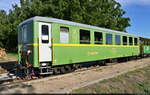 Schmalspurbahn Balatonfenyves (HU)  Neben einem Aussichtswagen ist dieser geschlossene Personenwagen mit der Bezeichnung  Baw-g  (50 55 25-01 441-9 H-START) im Zug nach Somogyszentpál eingereiht.