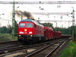 Ludmilla Güterzug-Einsatz bei GySEV: 651 002 mit einem Steinzug von Uzsabánya bei der durchfahrt in Celldömölk.