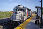 EMD GP40PH-2B, New Jersey Transit 4202, Cherry Hill Station, 16.6.2012.